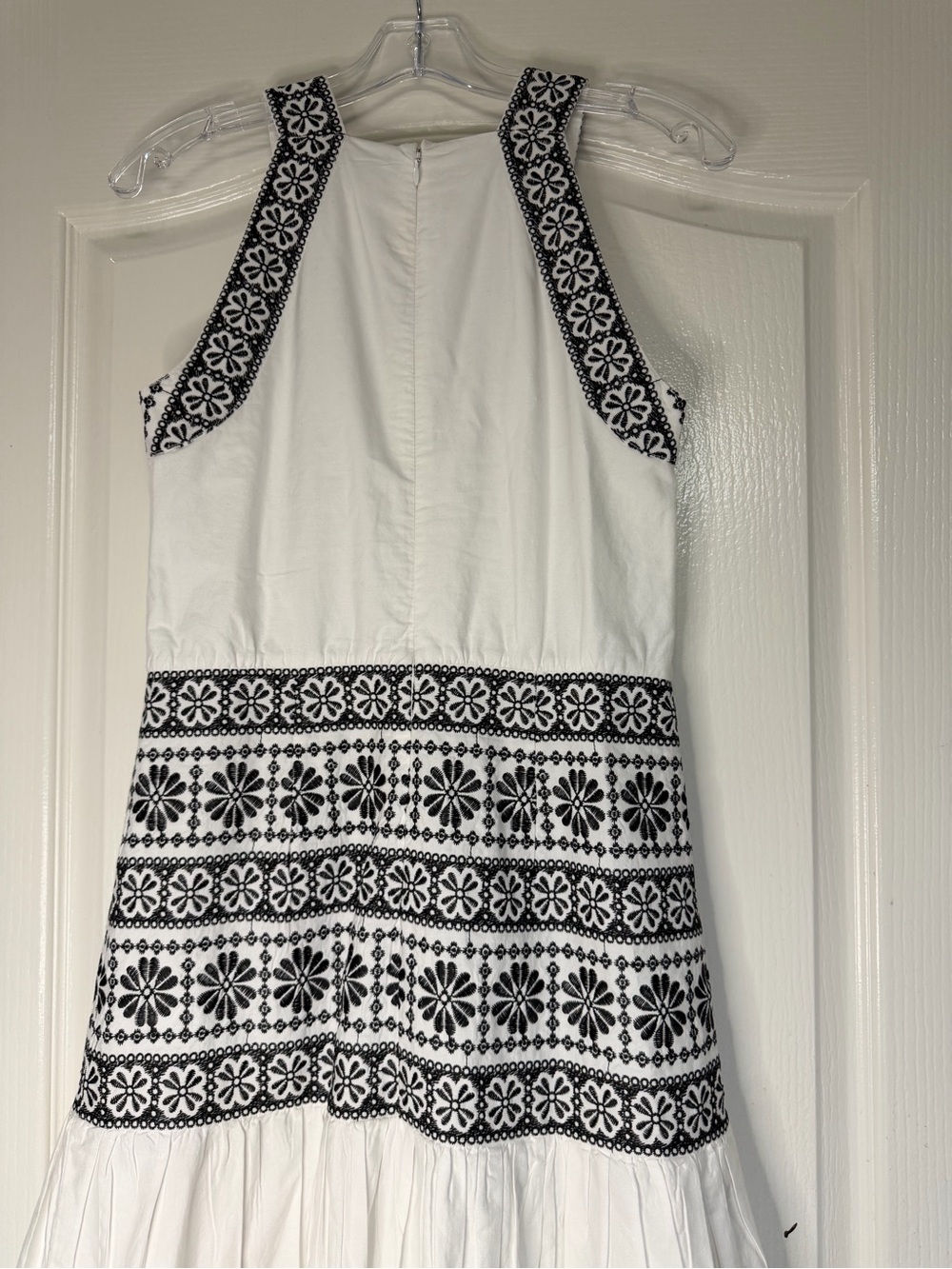 Ann Taylor Embroidered Eyelet Halter Midi Maxi Dress White Black Floral Cotton 4 - Picture 9 of 11